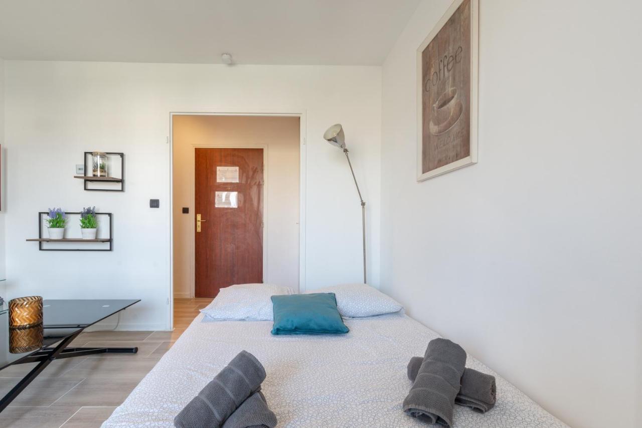 Family Travel Paris Apartment Bussy-Saint-Georges Luaran gambar